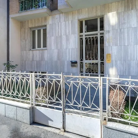 Apartment 5 Min Da Metro Industrial Design Turin