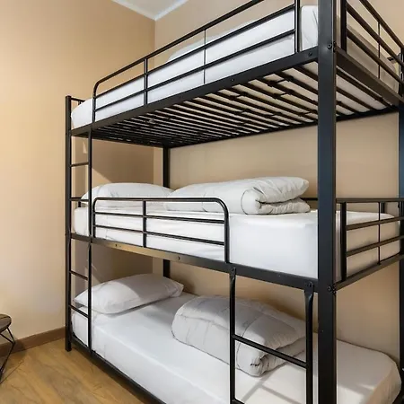 5 Min Da Metro Industrial Design Apartment *